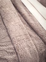 γούνινη-κουβέρτα-υπέρδιπλη-220×240-guy-laroche-crusty-old-pink